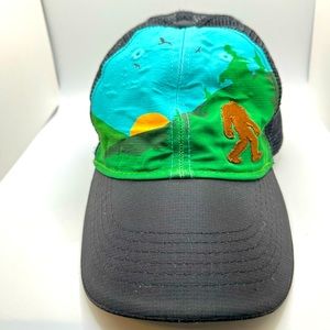 Headsweats “Big Foot” Truckers Hat